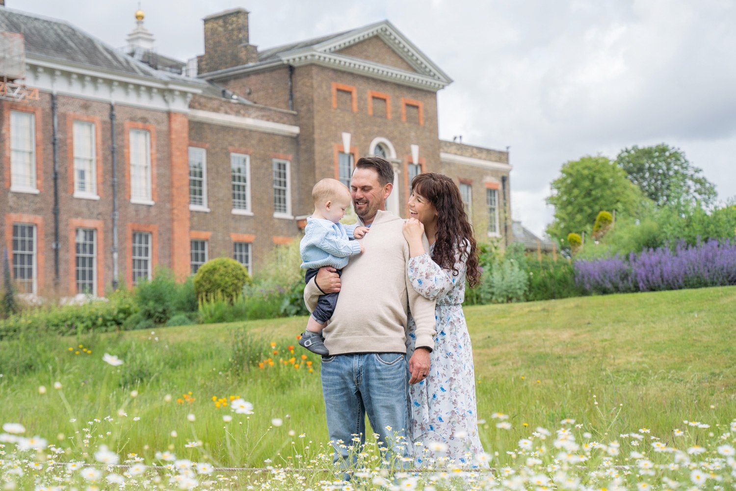 A Family Travel Photography Session at Kensington Palace Gardens, London